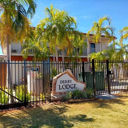 Derby Lodge Motel Bagian luar foto